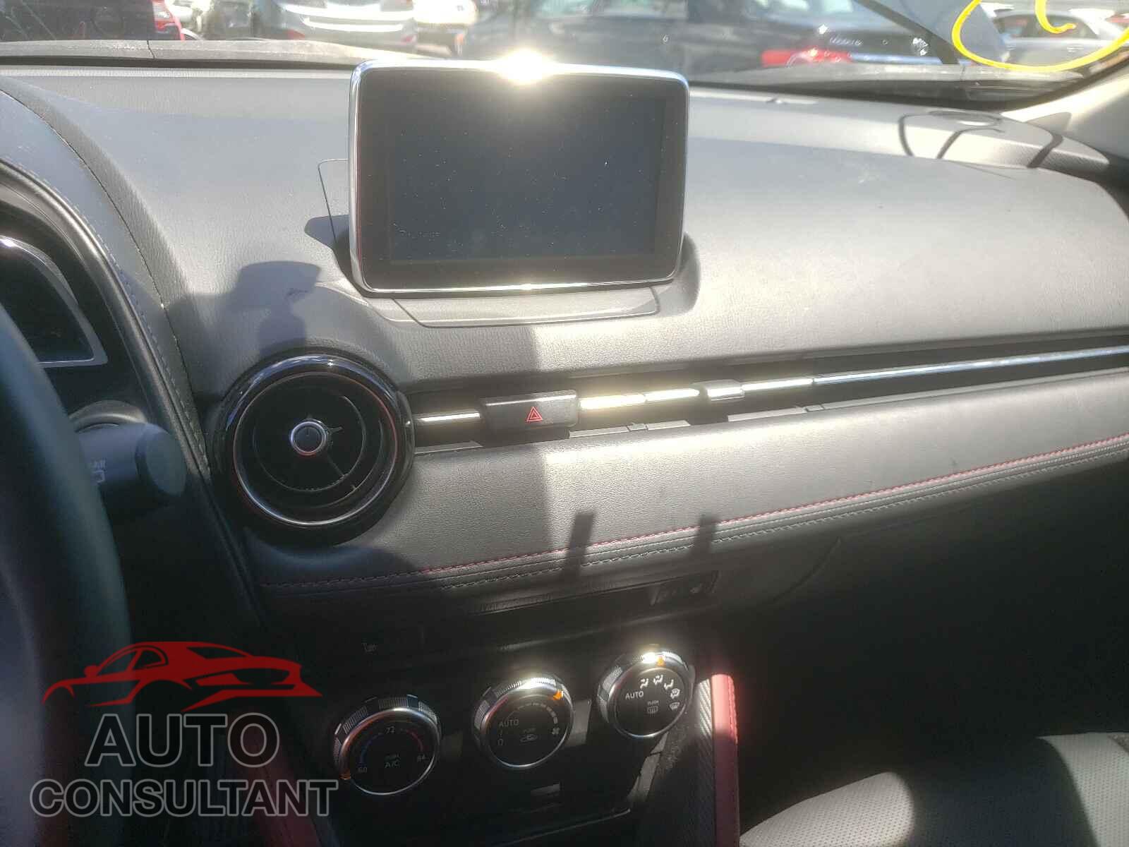 MAZDA CX-3 2017 - JM1DKFD73H0175621