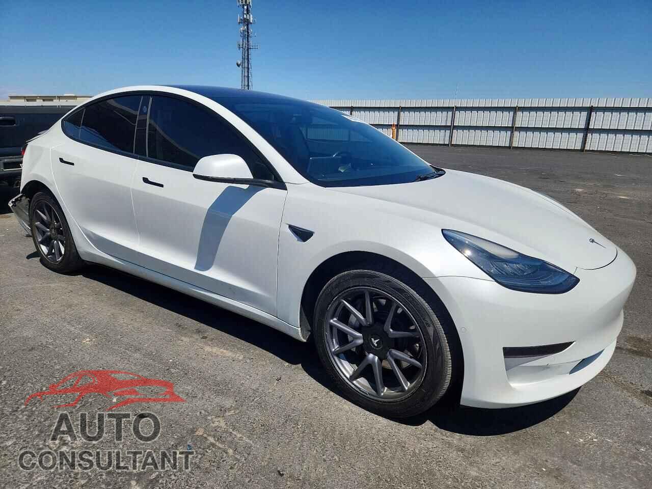 TESLA MODEL 3 2018 - 5YJ3E1EA5JF026165