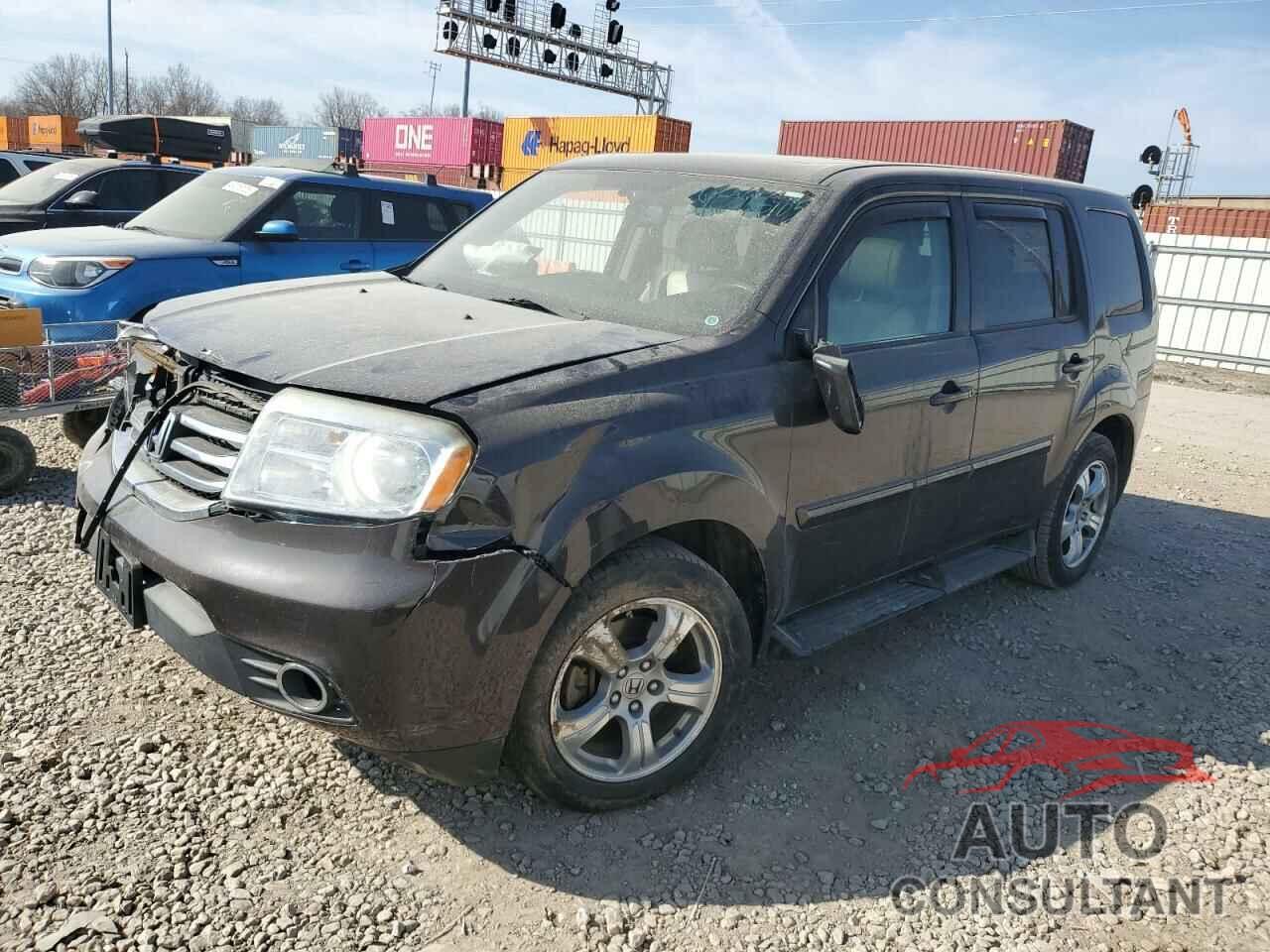 HONDA PILOT 2015 - 5FNYF4H51FB037819