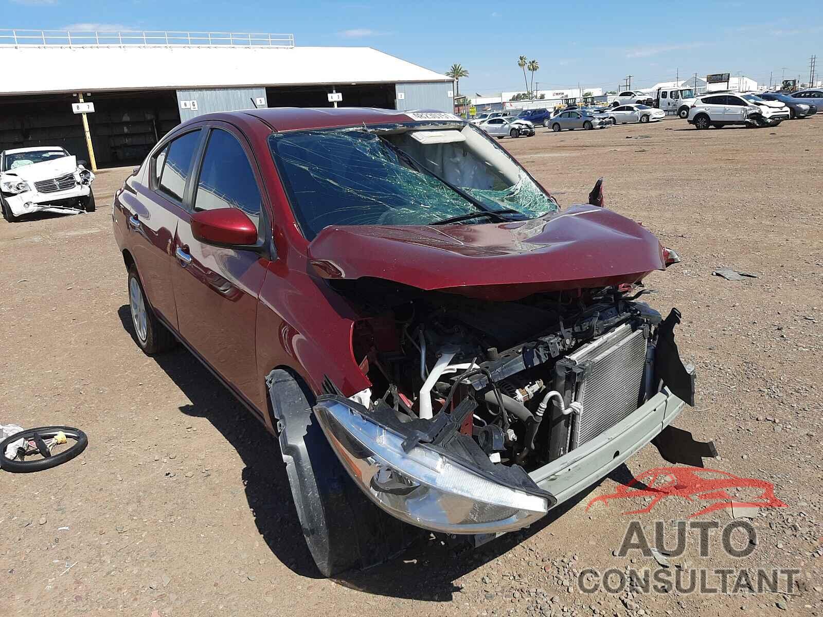 NISSAN VERSA 2018 - 3N1CN7AP5JL873835