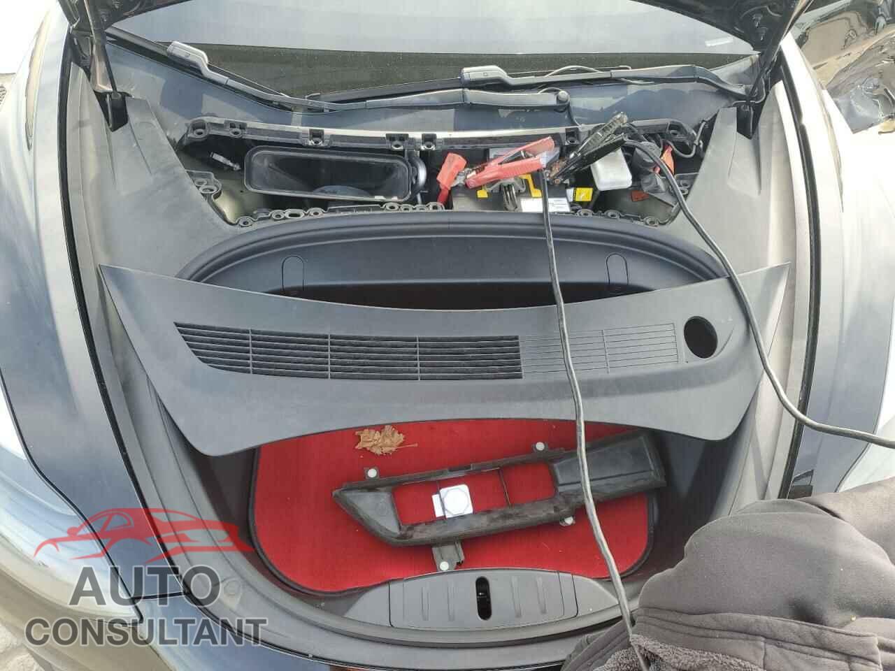 TESLA MODEL 3 2019 - 5YJ3E1EB0KF487218