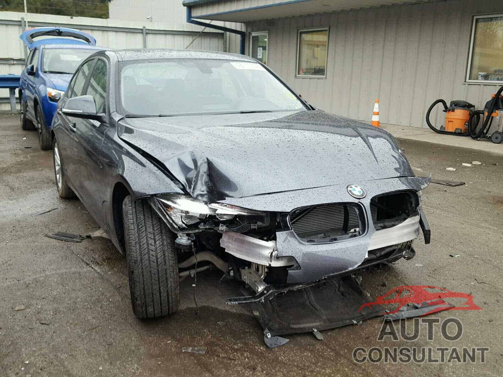 BMW 3 SERIES 2017 - WBA8A3C31HA066907
