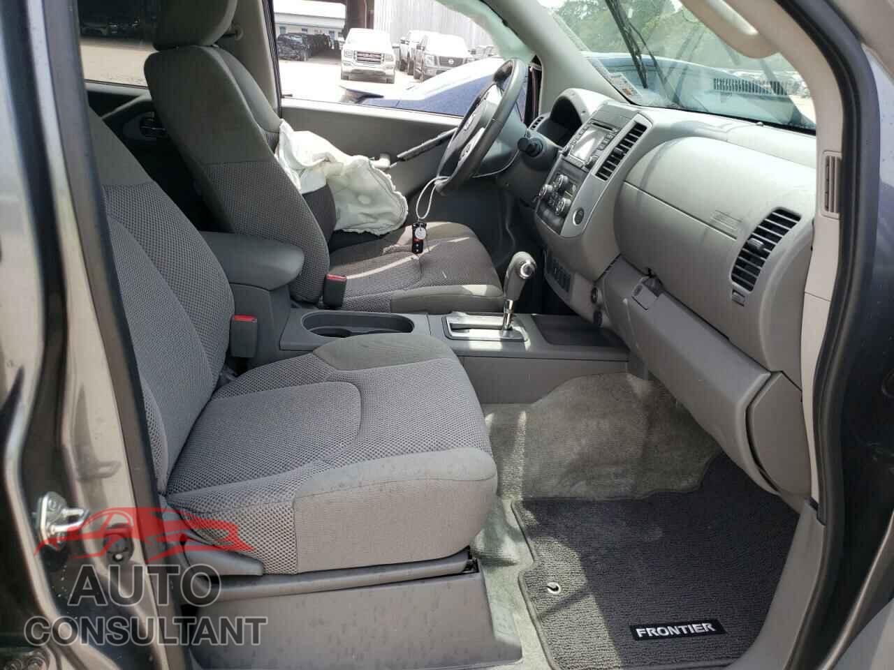 NISSAN FRONTIER 2018 - 1N6AD0ER4JN754276