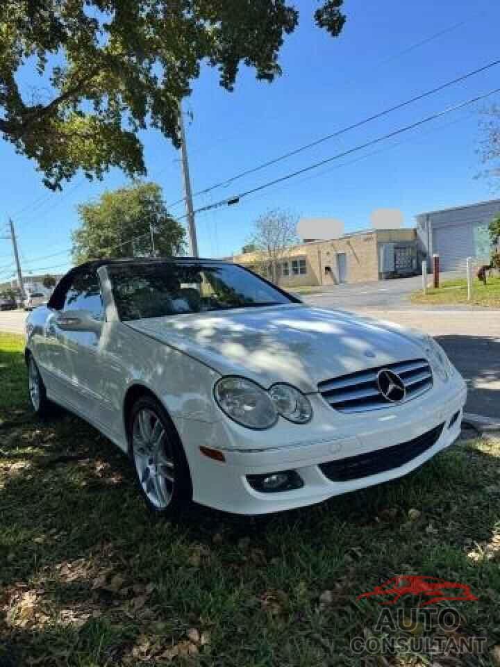 MERCEDES-BENZ CLK-CLASS 2009 - WDBTK56F79T103202