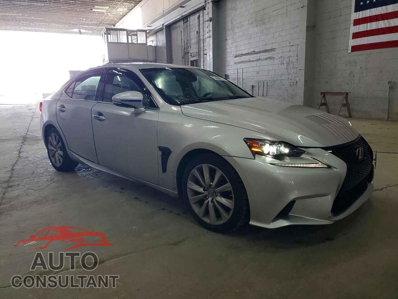 LEXUS IS 2014 - JTHCF1D20E5010422