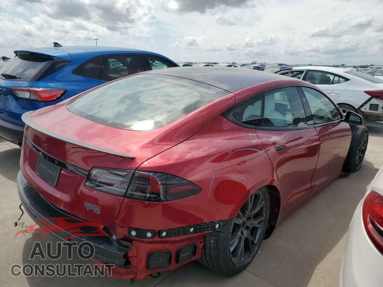 TESLA MODEL S 2023 - 5YJSA1E67PF510852