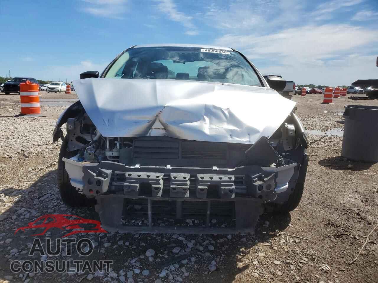 FORD FOCUS 2018 - 1FADP3E26JL303041