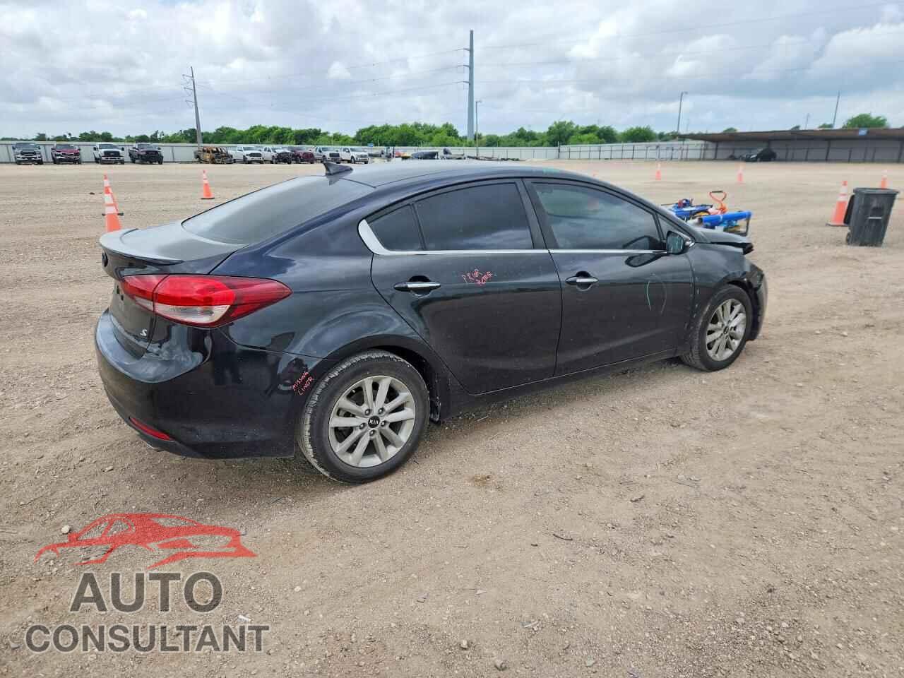 KIA FORTE 2017 - 3KPFL4A70HE024354