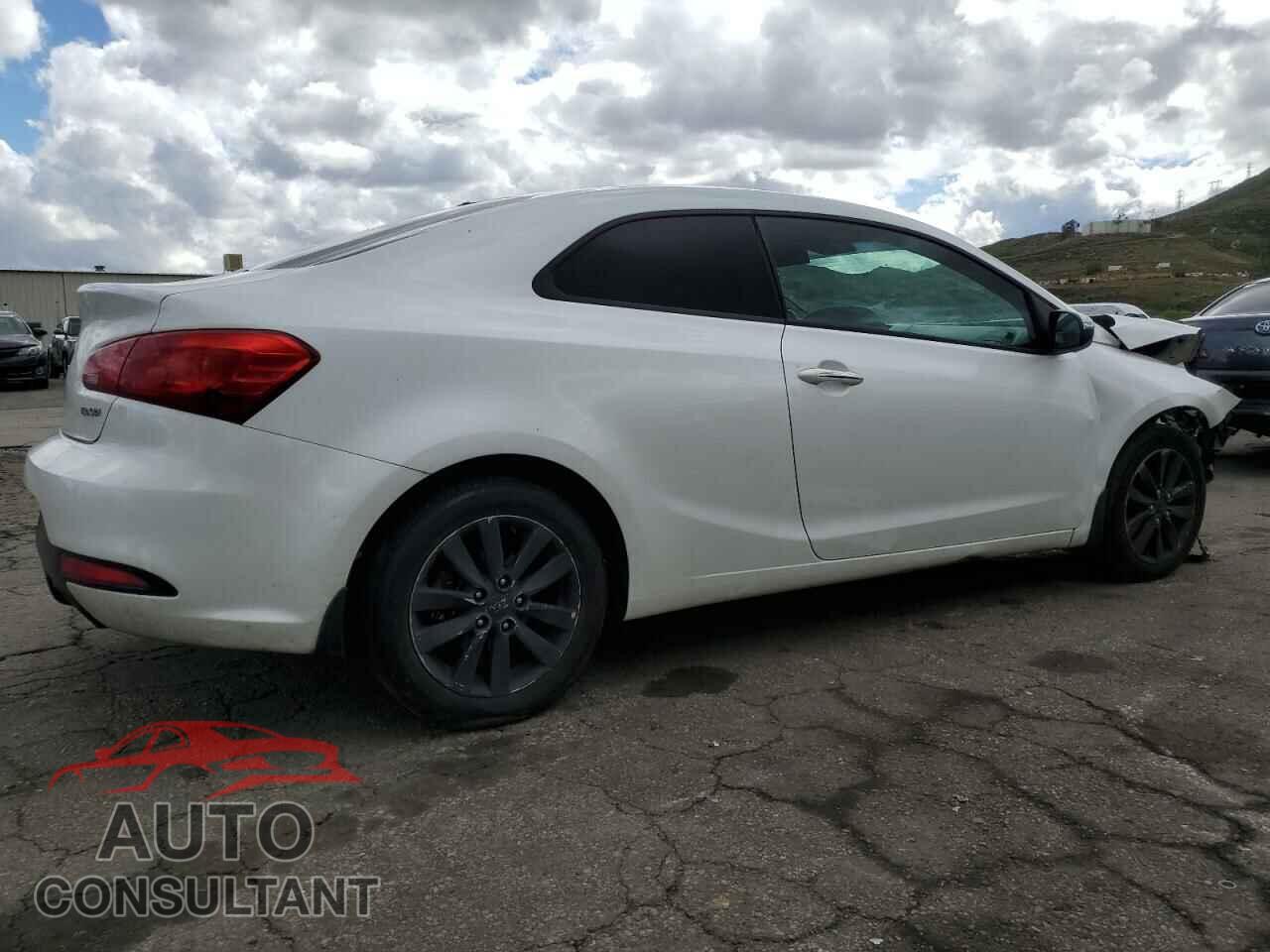 KIA FORTE 2015 - KNAFX6A87F5371646