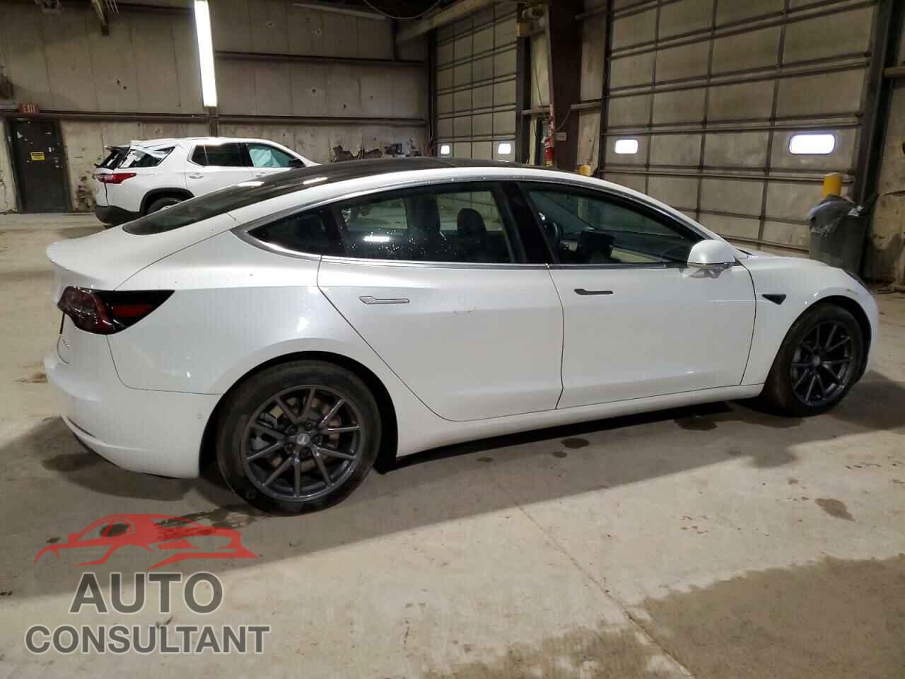 TESLA MODEL 3 2020 - 5YJ3E1EB8LF664972