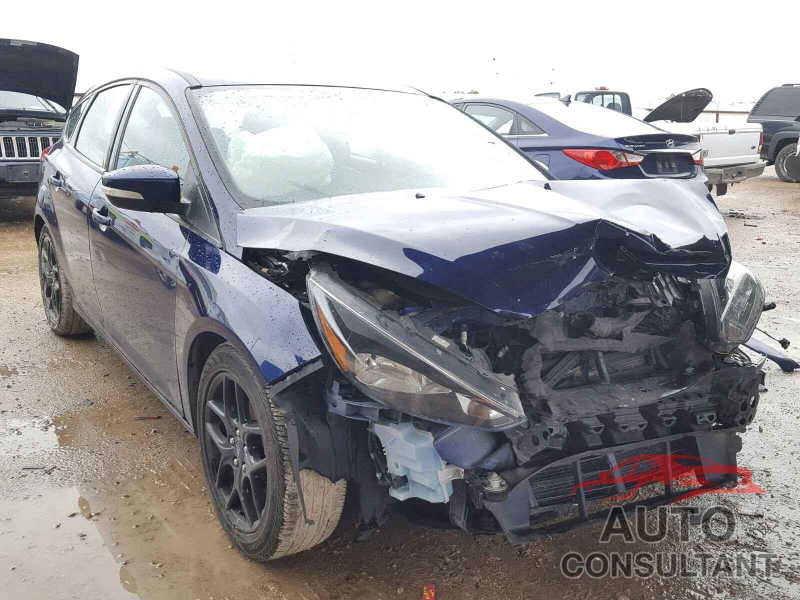 FORD FOCUS 2016 - 1FADP3K27GL299174