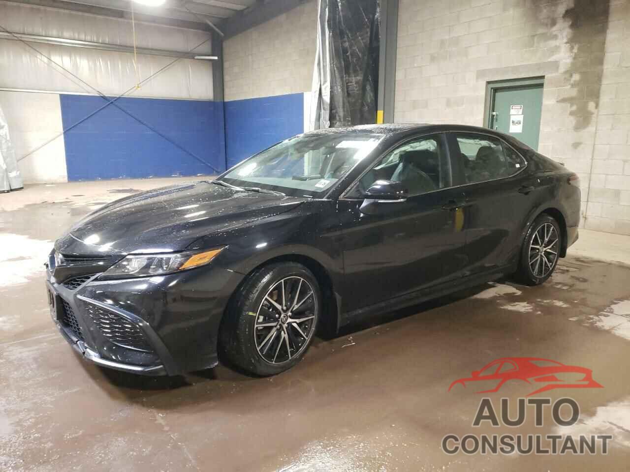 TOYOTA CAMRY 2024 - 4T1G11BK4RU112365
