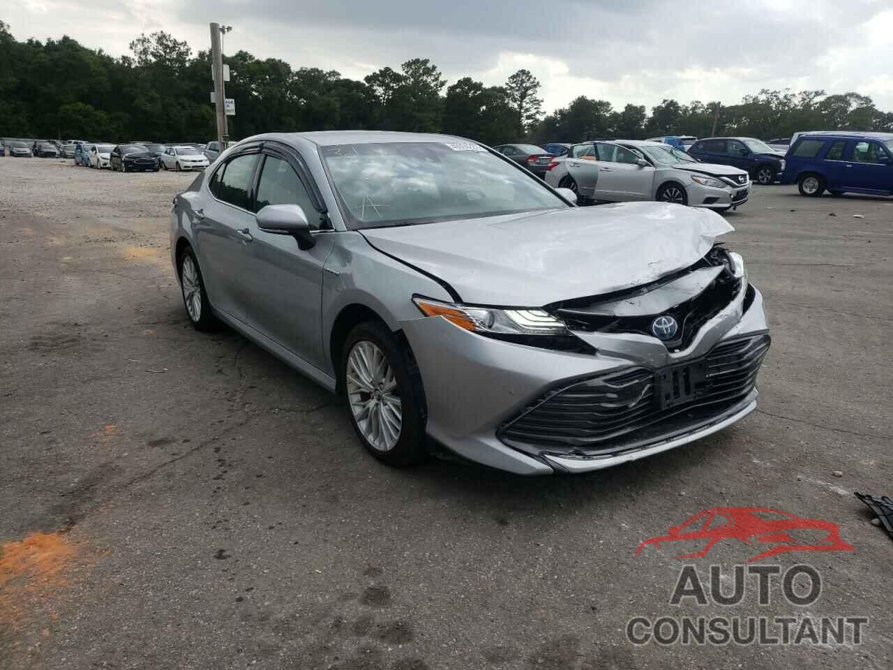 TOYOTA CAMRY 2018 - 4T1B21HK1JU504626