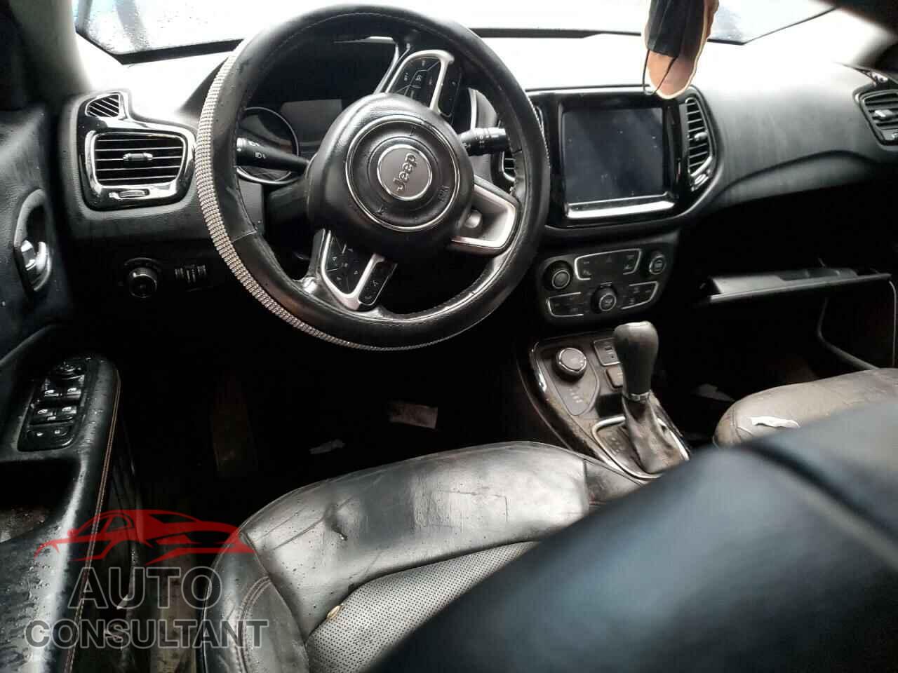 JEEP COMPASS 2017 - 3C4NJDCB2HT688492