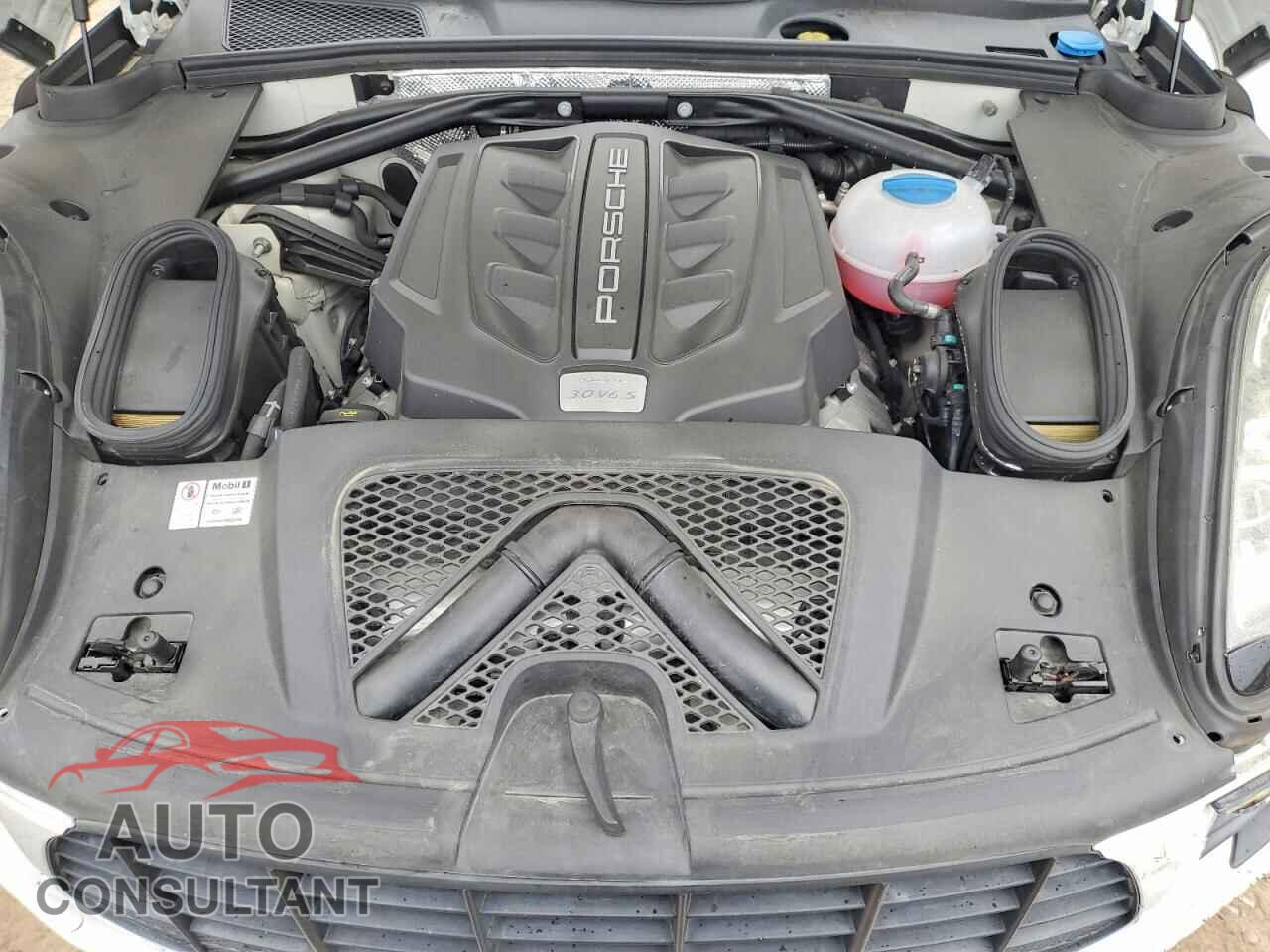 PORSCHE MACAN 2016 - WP1AB2A51GLB43602