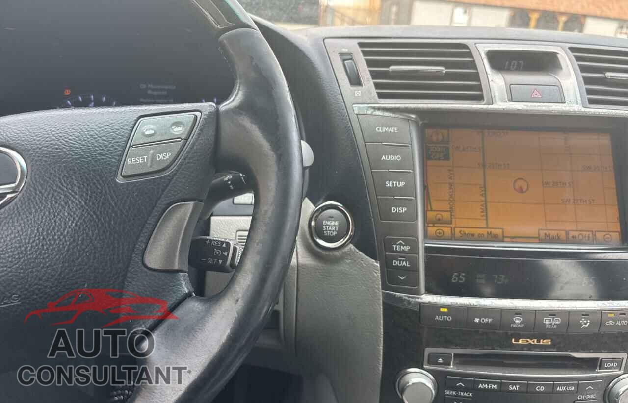 LEXUS LS460 2010 - JTHBL5EF2A5093035
