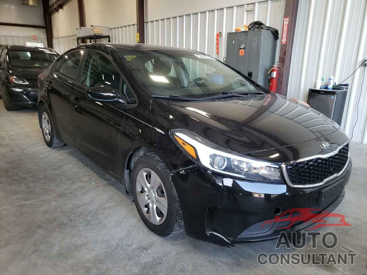 KIA FORTE 2018 - 3KPFK4A70JE229214