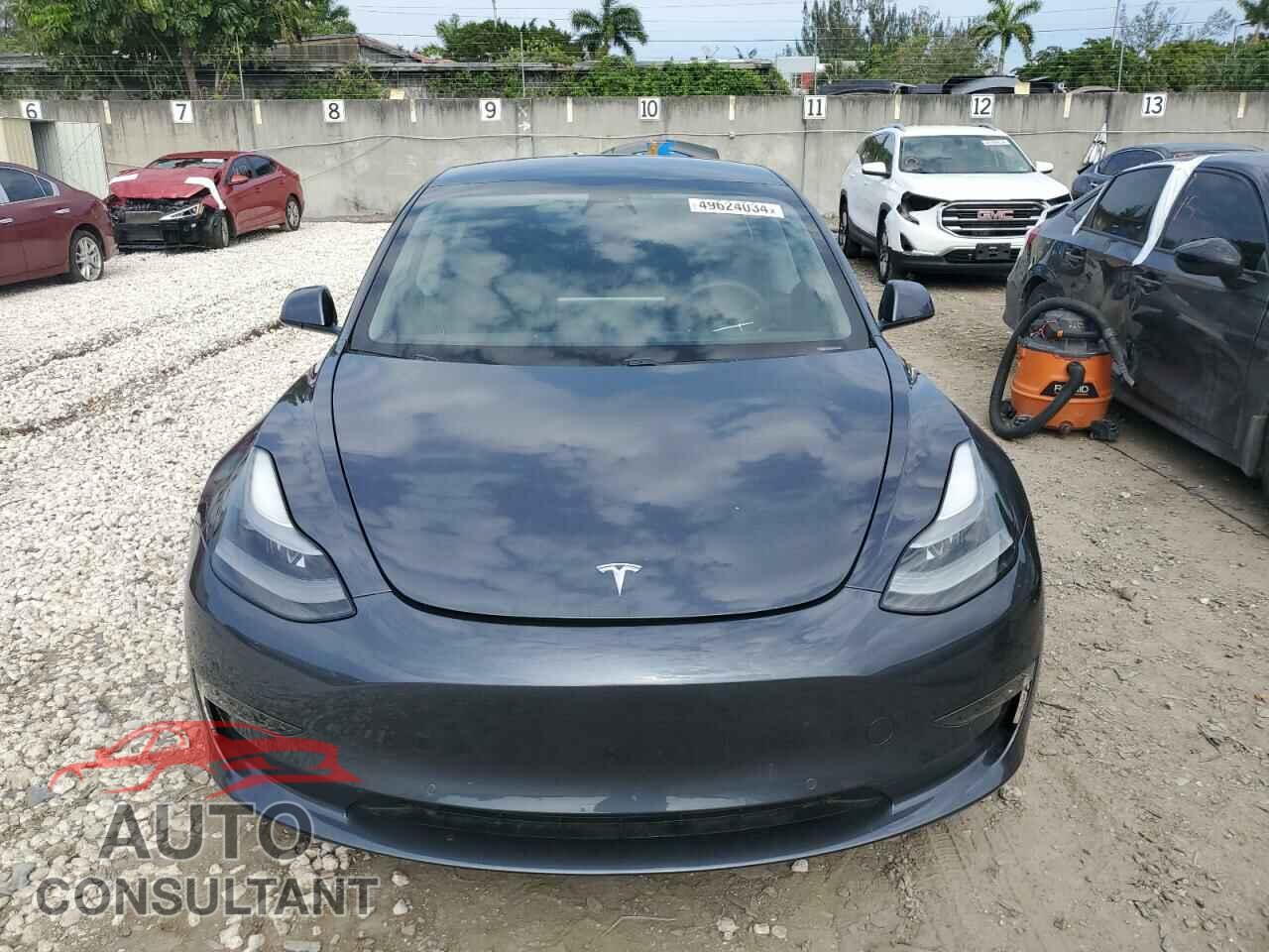 TESLA MODEL 3 2021 - 5YJ3E1EB4MF077539