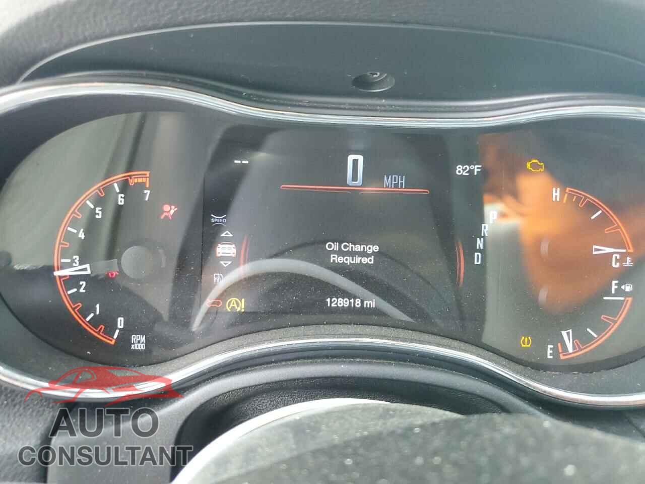 DODGE DURANGO 2018 - 1C4RDHAG8JC290364