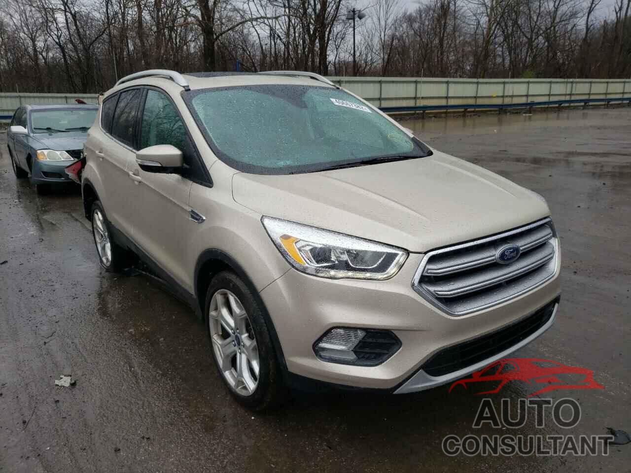FORD ESCAPE 2017 - 1FMCU9J97HUF03673