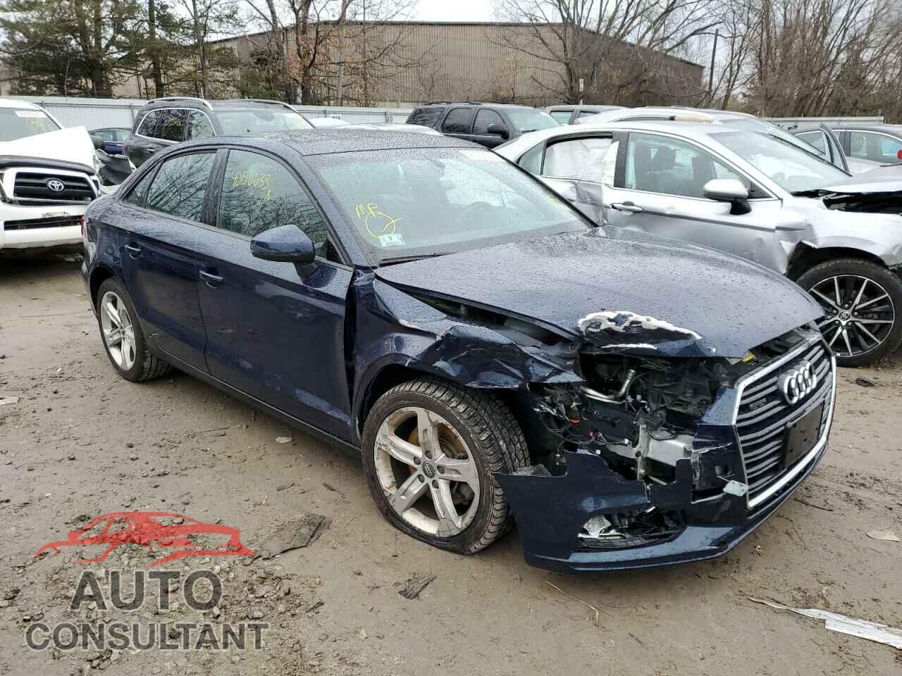 AUDI A3 2017 - WAUB8GFF1H1017592