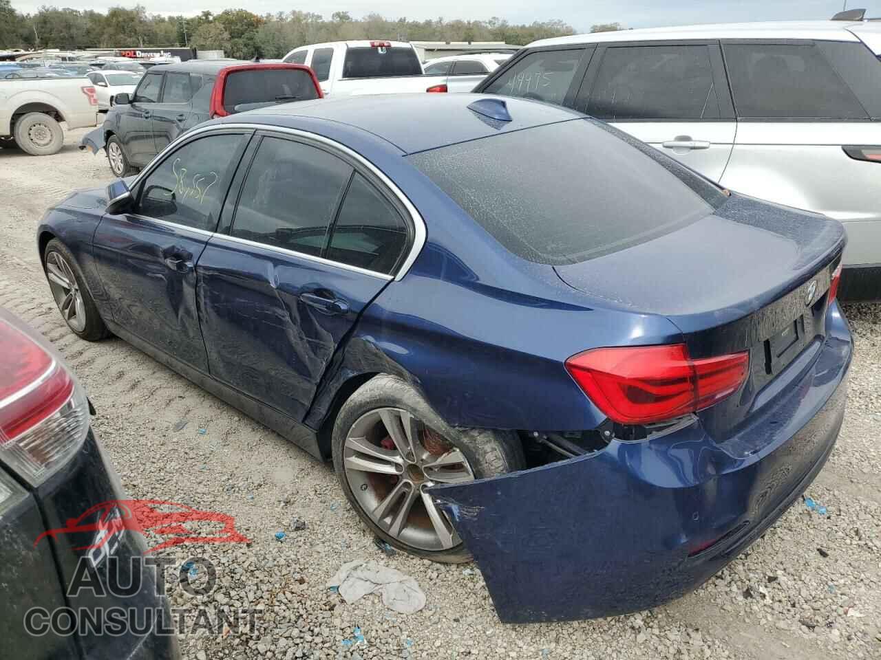 BMW 3 SERIES 2018 - WBA8B9C50JEE80831