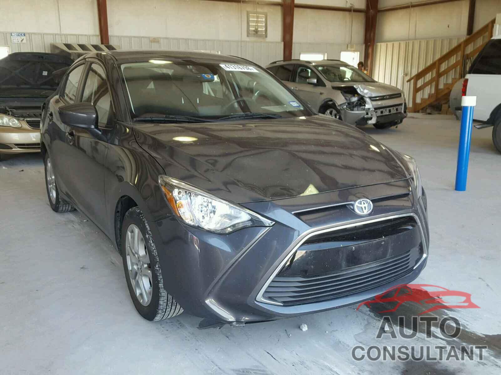 TOYOTA YARIS 2017 - 3MYDLBYV0HY169524