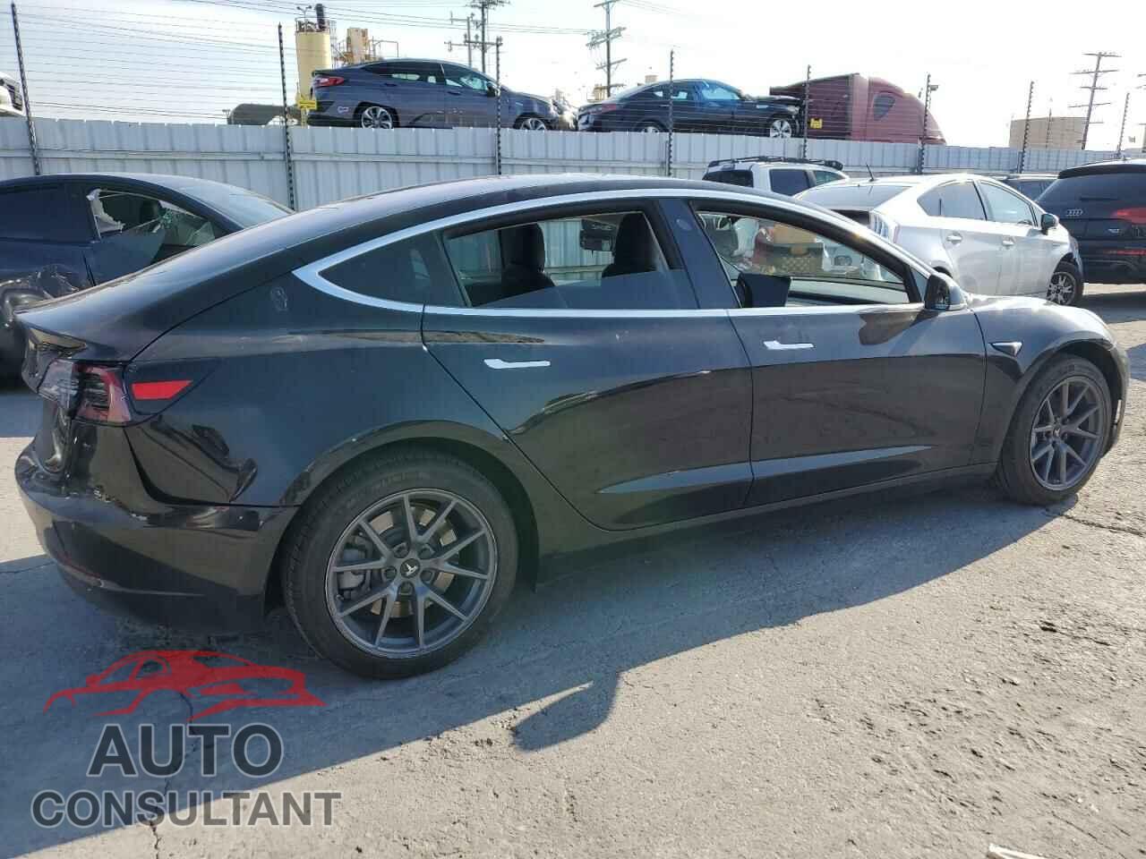 TESLA MODEL 3 2018 - 5YJ3E1EA6JF092689