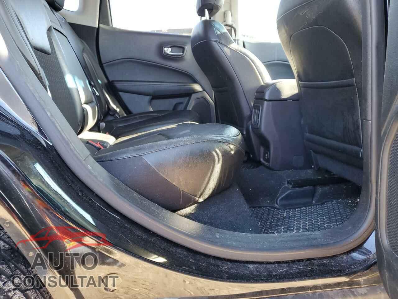 JEEP COMPASS 2020 - 3C4NJDBB8LT138305