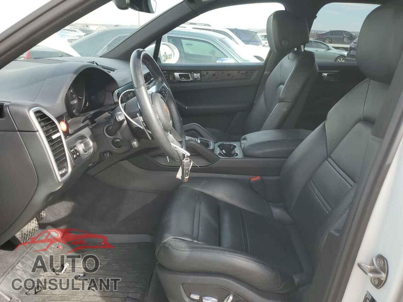 PORSCHE CAYENNE 2020 - WP1AA2AY3LDA05934