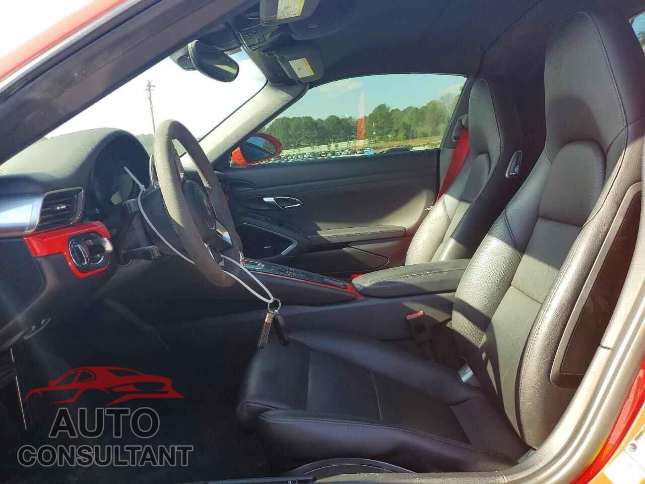 PORSCHE 911 2017 - WP0BB2A97HS136217