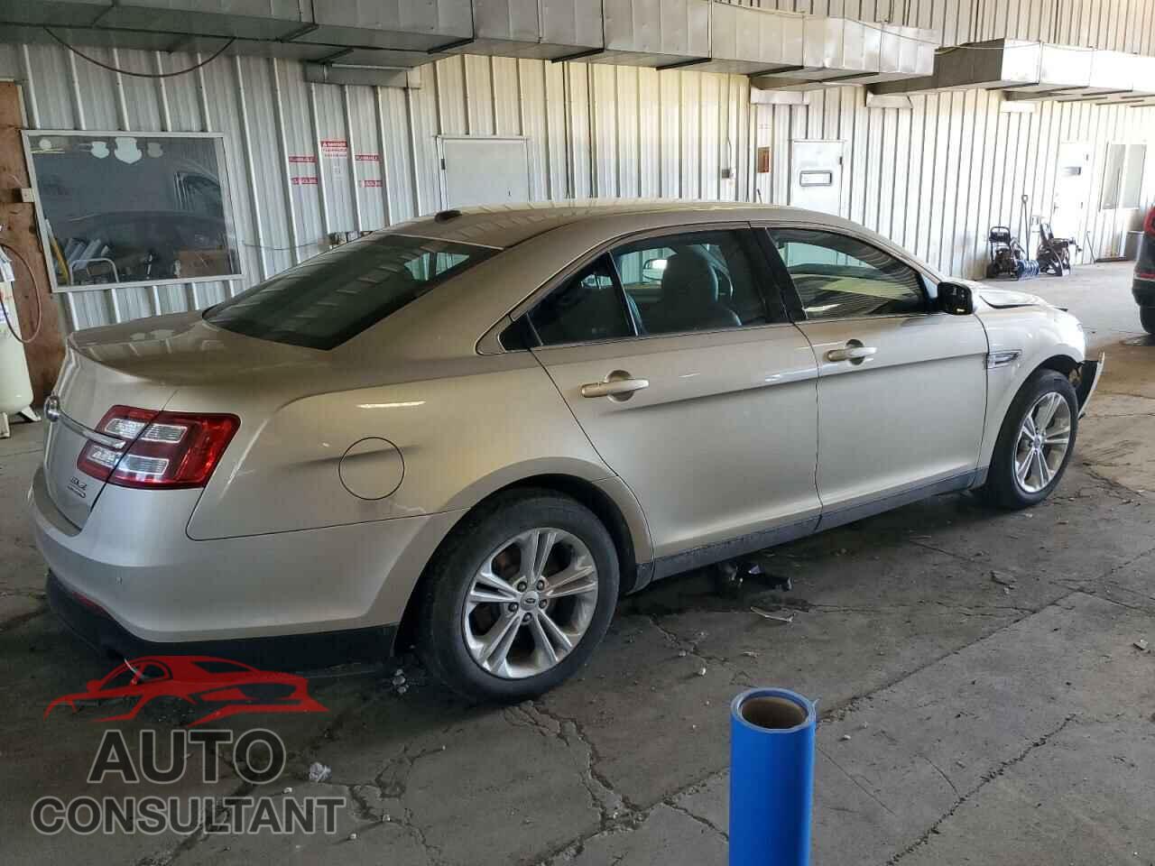 FORD TAURUS 2017 - 1FAHP2E80HG139952