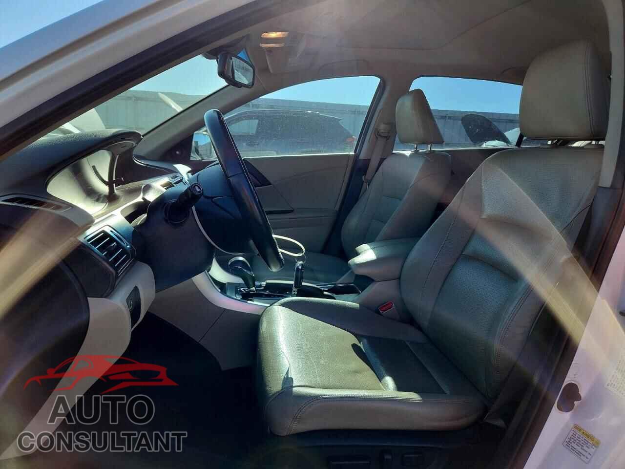 HONDA ACCORD 2013 - 1HGCR2F88DA057138