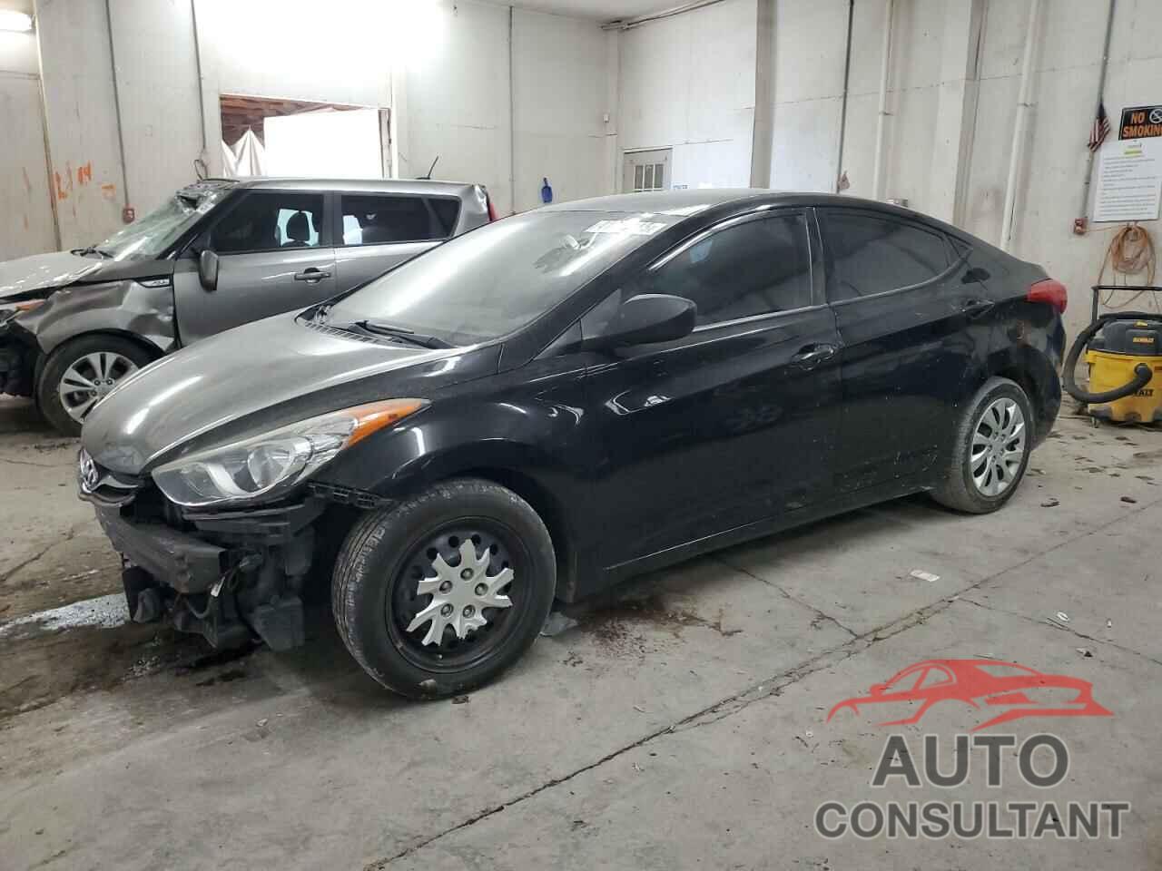 HYUNDAI ELANTRA 2013 - 5NPDH4AE2DH194325
