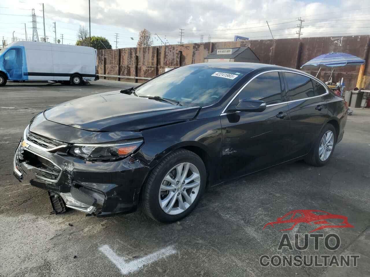 CHEVROLET MALIBU 2018 - 1G1ZD5ST2JF247575