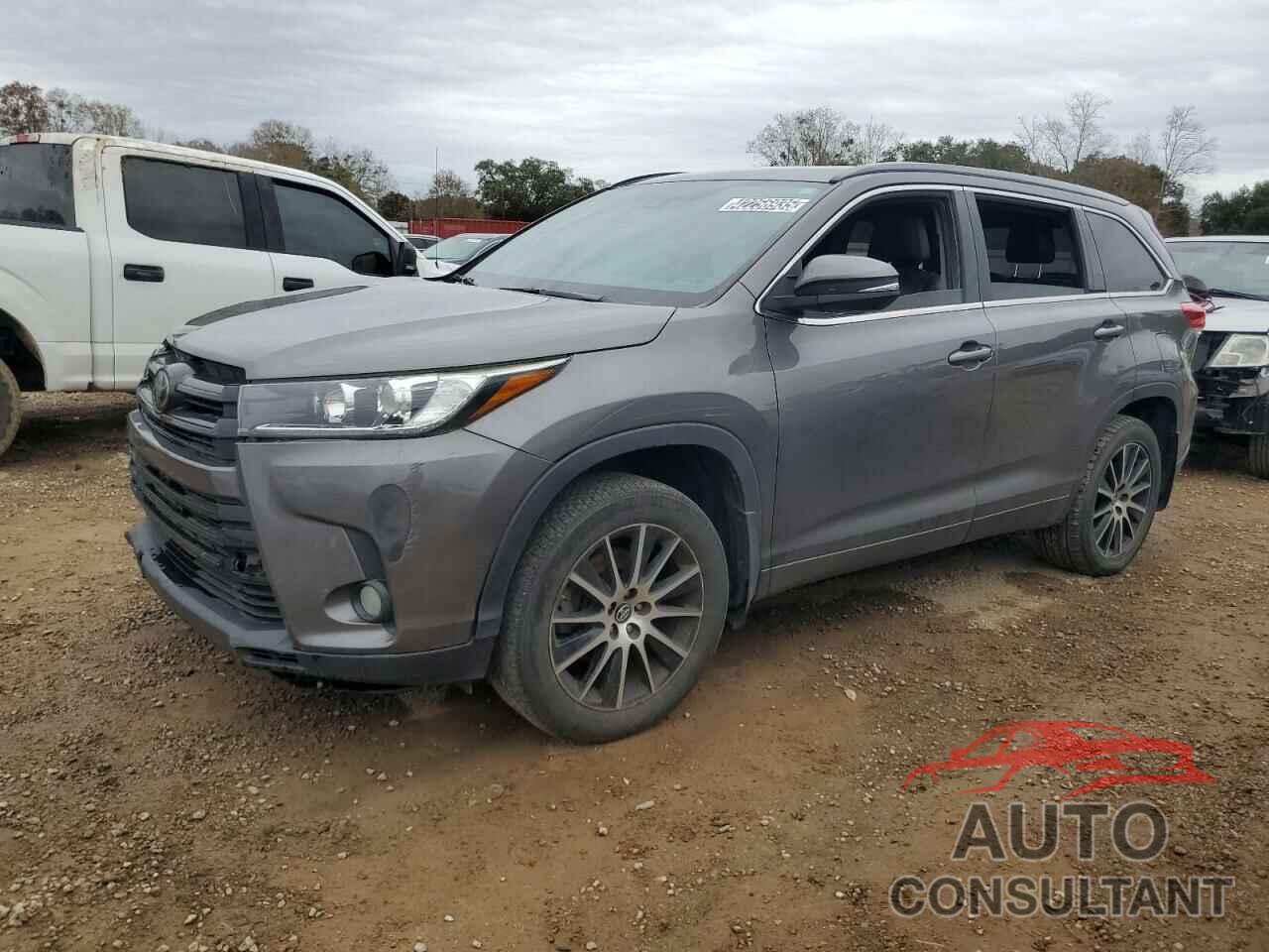 TOYOTA HIGHLANDER 2018 - 5TDJZRFH8JS844152