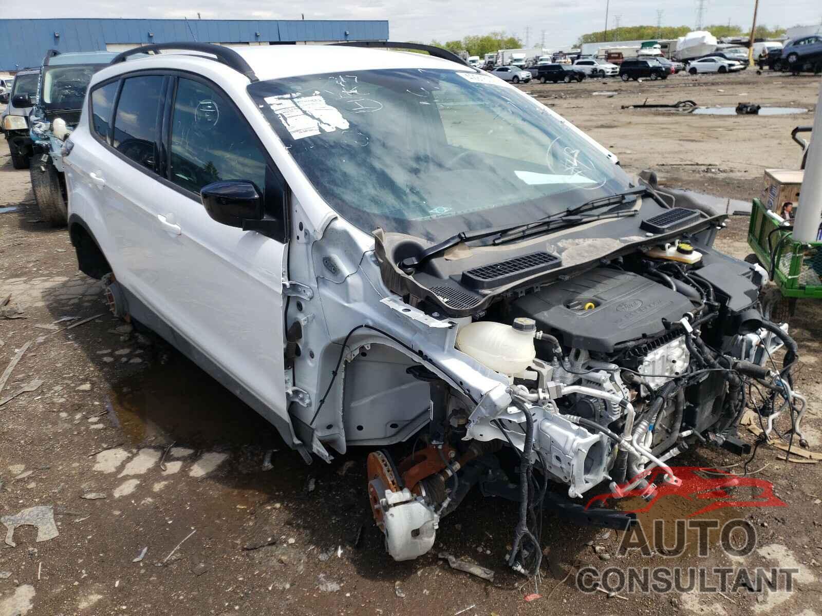 FORD ESCAPE 2018 - 1FMCU9GDXJUD43127