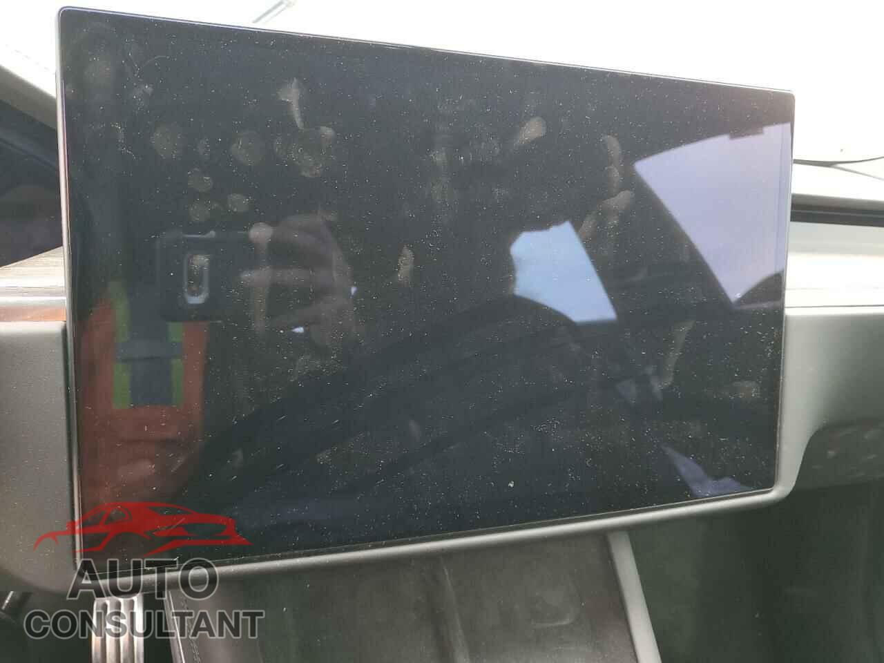 TESLA MODEL S 2021 - 5YJSA1E53MF443685