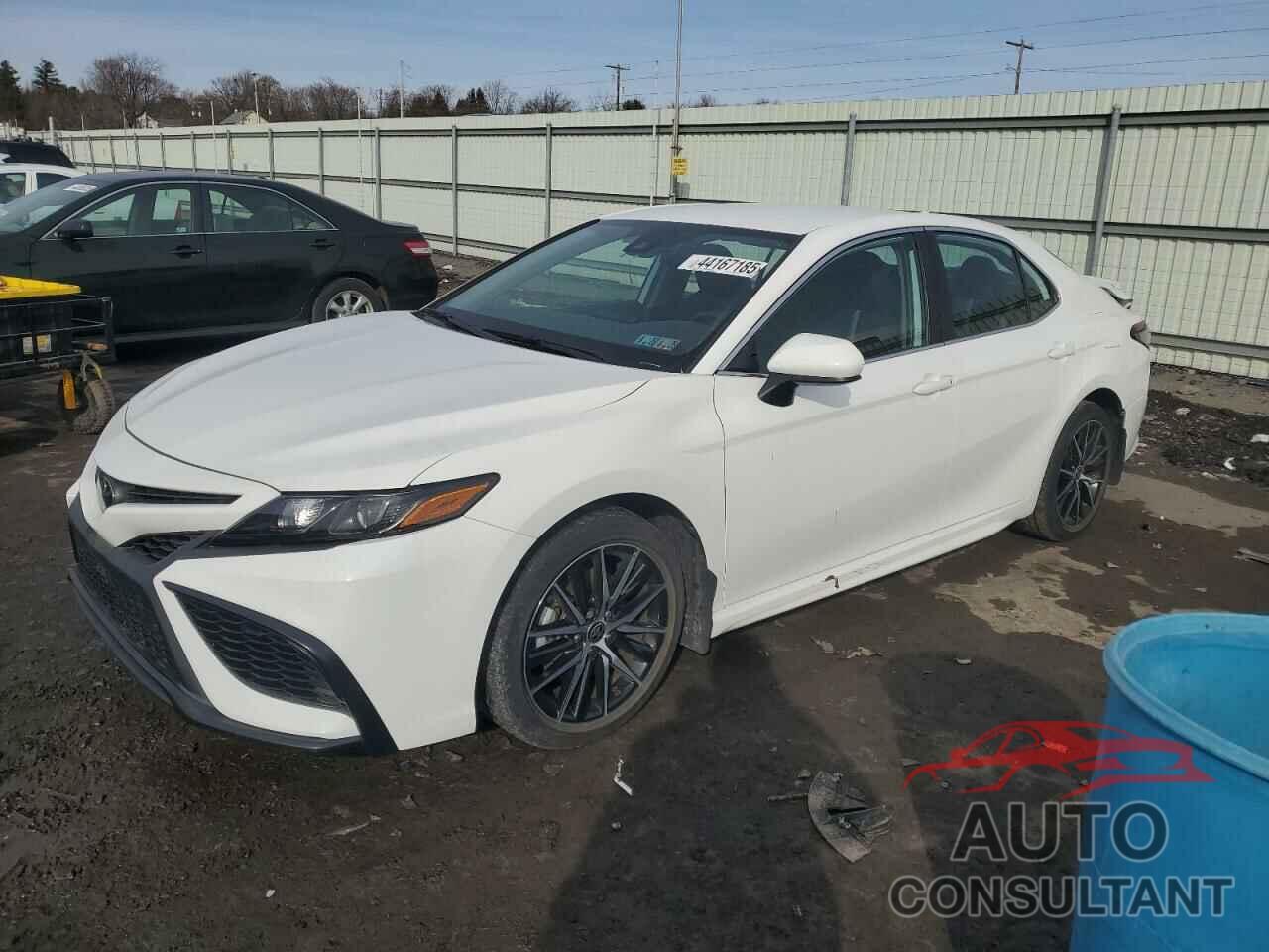 TOYOTA CAMRY 2021 - 4T1G11AKXMU572012