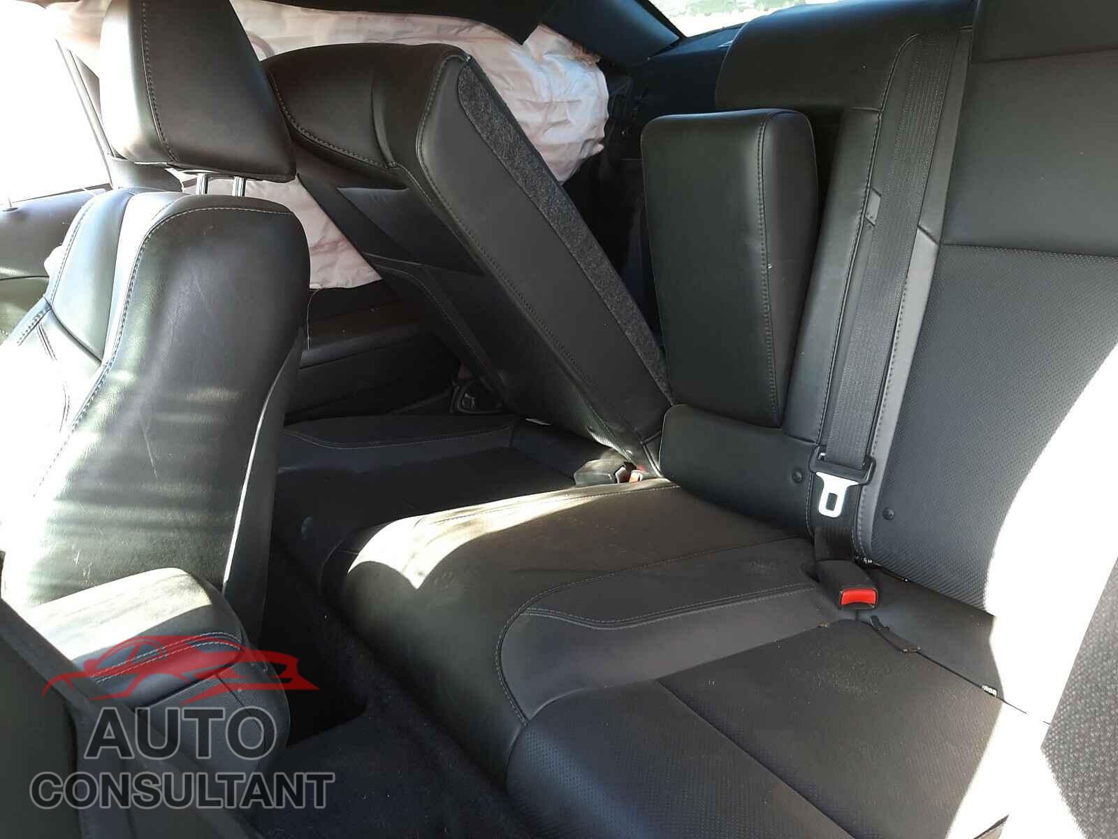DODGE CHALLENGER 2017 - 2C3CDZAG8HH592521