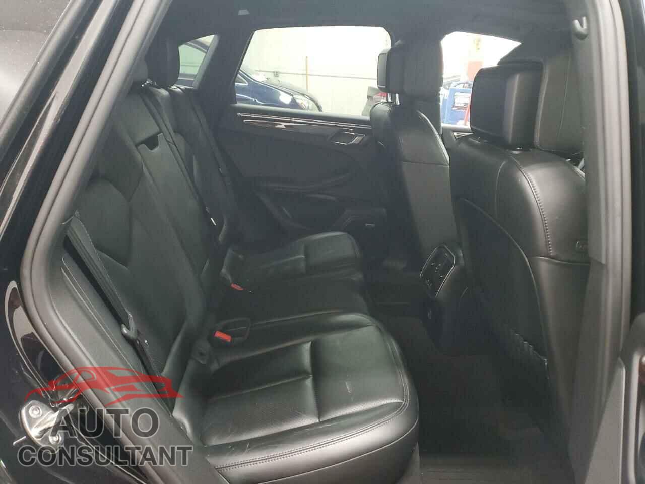 PORSCHE MACAN 2017 - WP1AB2A5XHLB20949