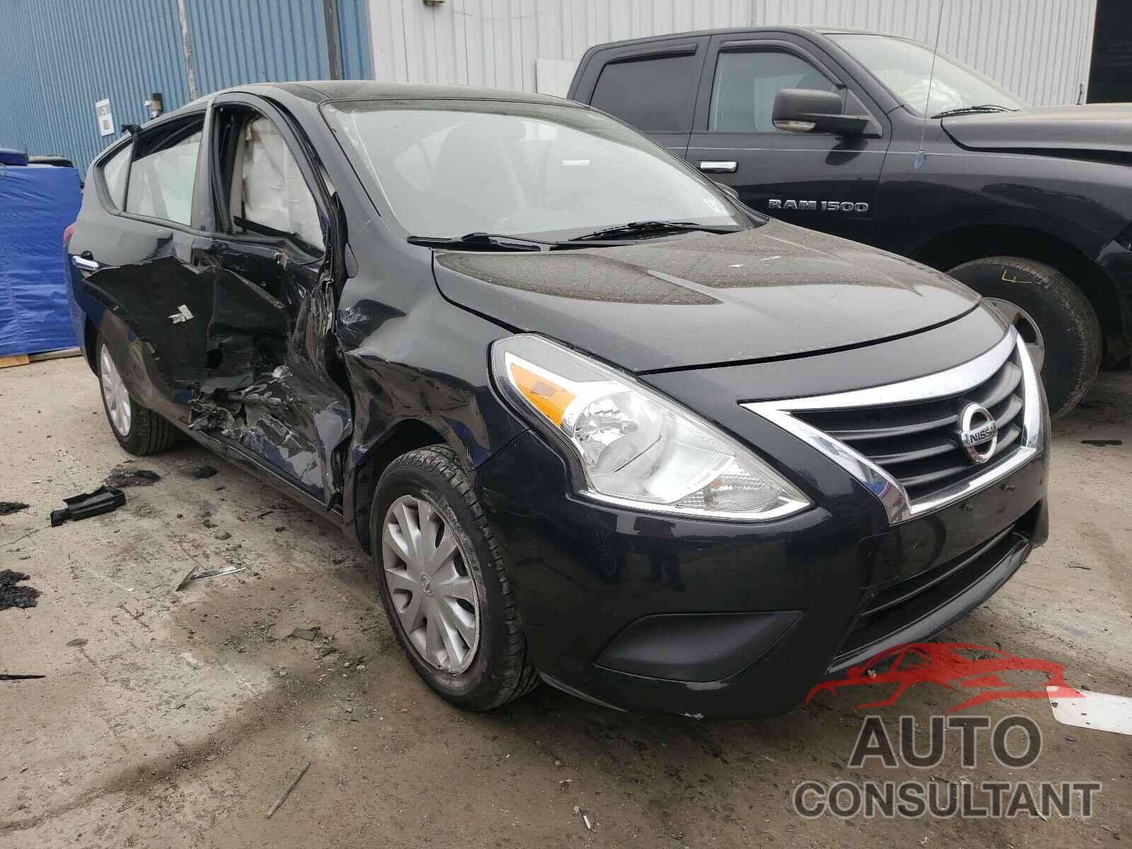 NISSAN VERSA 2017 - 3N1CN7APXHL843594