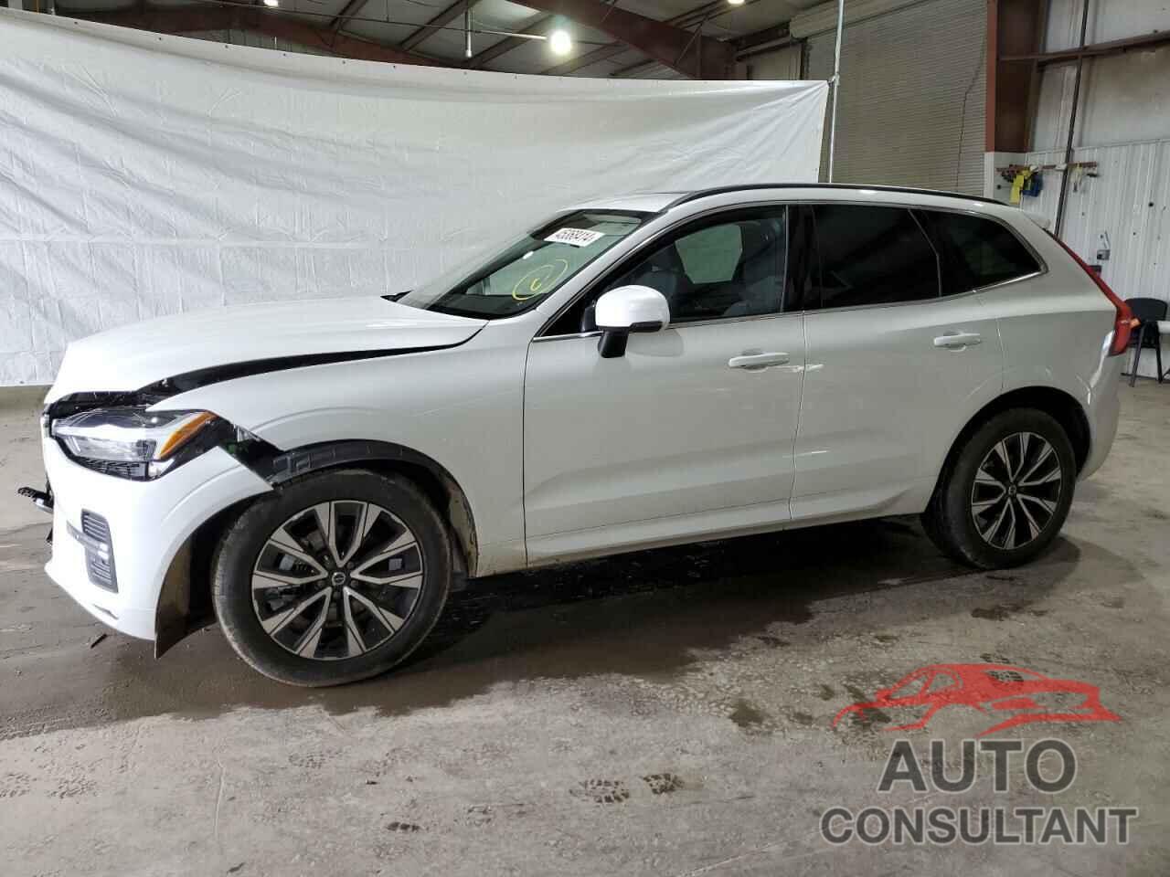 VOLVO XC60 CORE 2023 - YV4L12RV9P1226432