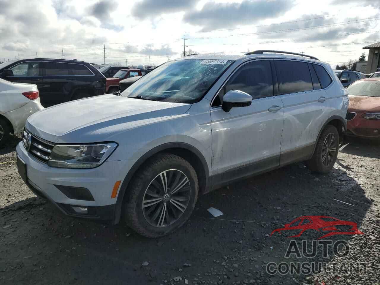 VOLKSWAGEN TIGUAN 2018 - 3VV2B7AX2JM035338