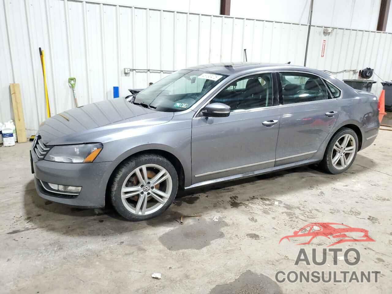 VOLKSWAGEN PASSAT 2015 - 1VWBT7A38FC051901