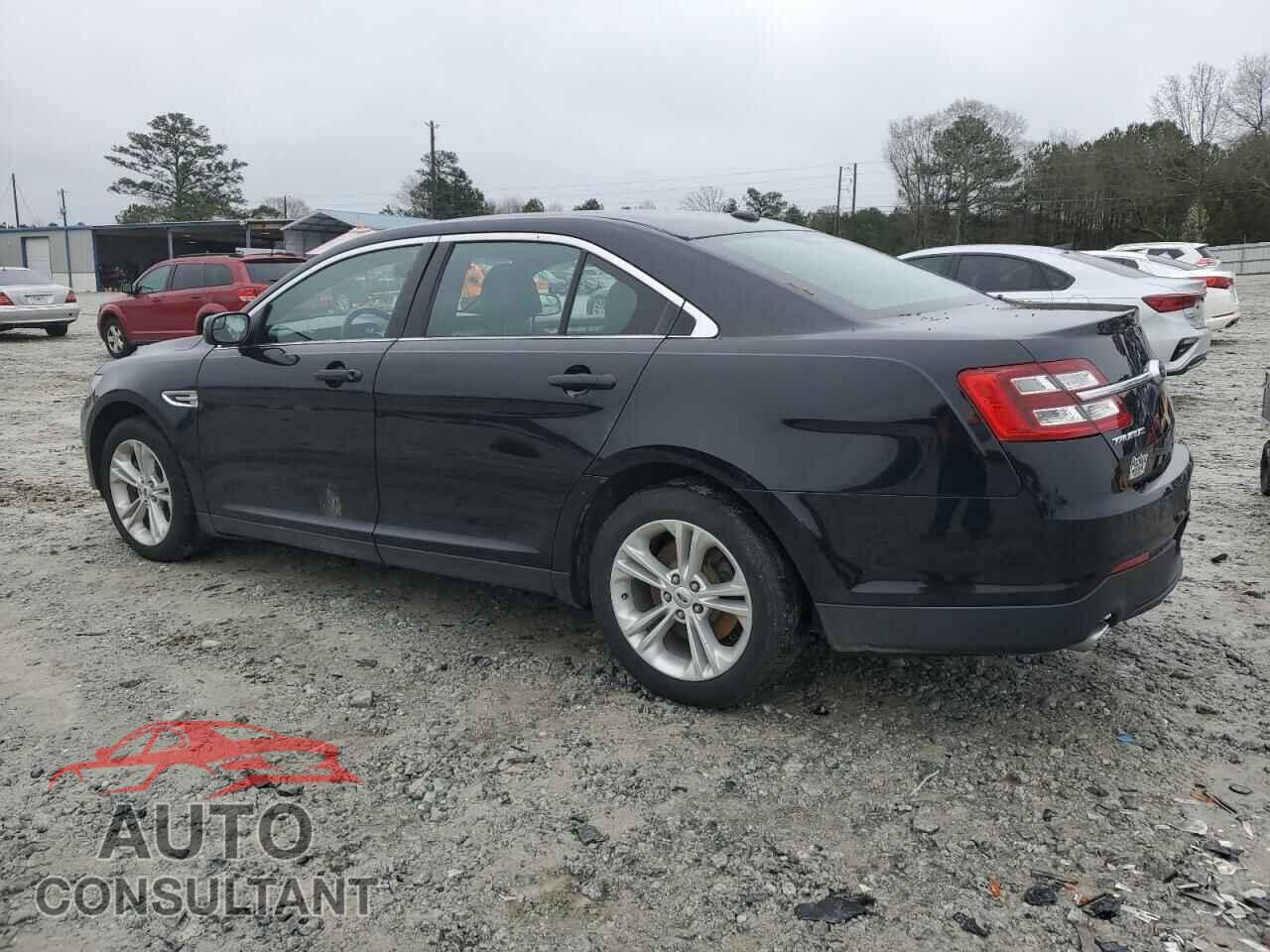 FORD TAURUS 2017 - 1FAHP2E82HG133182