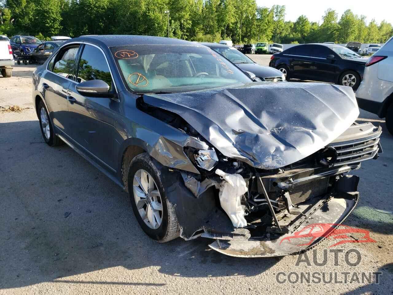 VOLKSWAGEN PASSAT 2017 - 1VWAT7A31HC002408