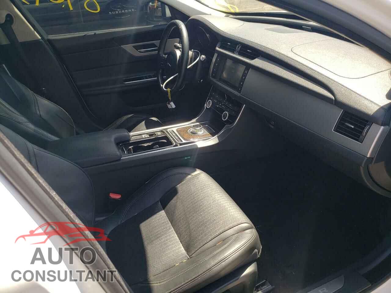 JAGUAR XF 2016 - SAJBE4BV1GCY17563