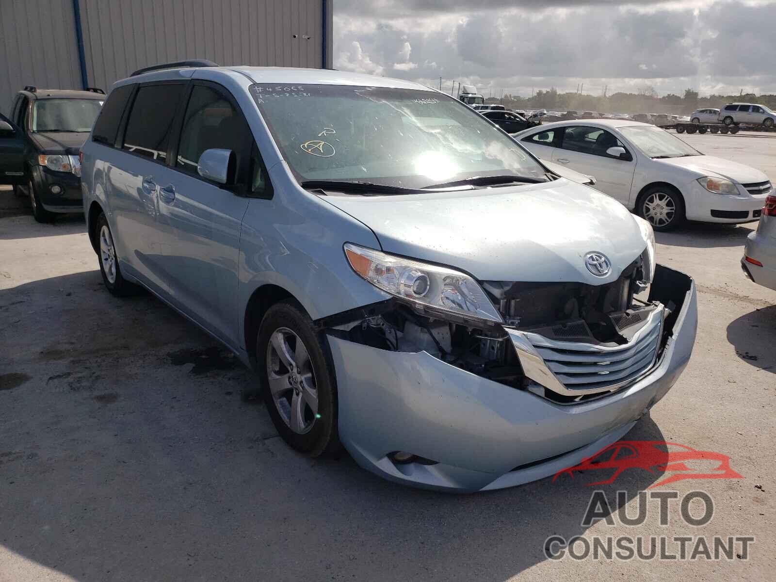 TOYOTA SIENNA 2017 - 5TDKZ3DC0HS896216