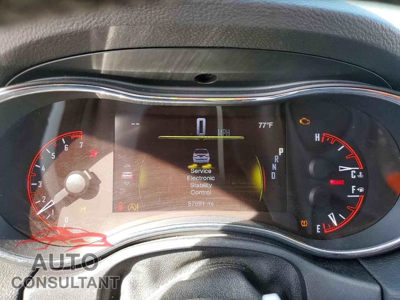 DODGE DURANGO 2018 - 1C4RDHAG5JC114677